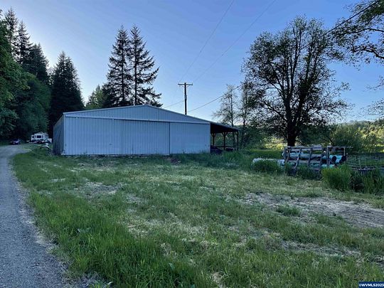 4 Acres of Residential Land for Sale in Grand Ronde, Oregon