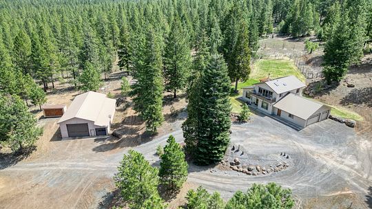 542 Acres of Land with Home for Sale in Klamath Falls, Oregon