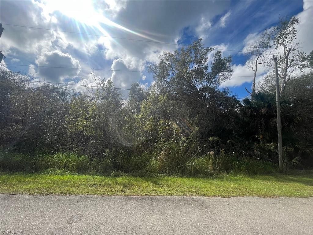 1.1 Acres of Land for Sale in Naples, Florida