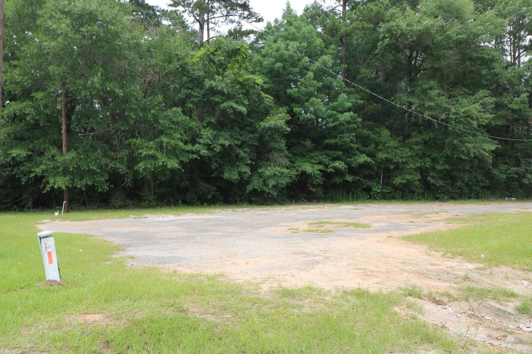 0.5 Acres of Commercial Land for Sale in Jasper, Texas