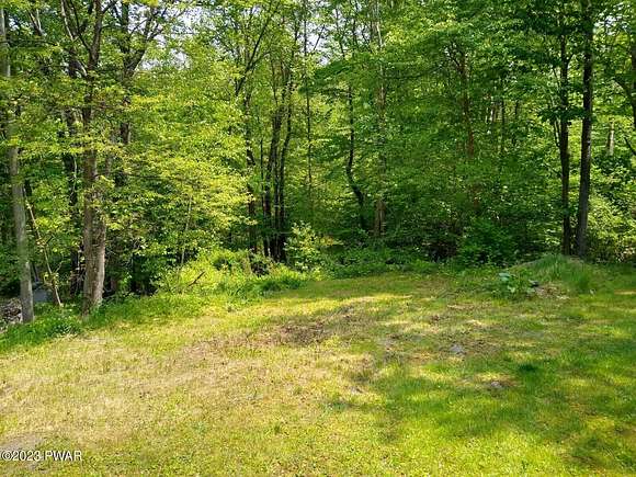 5 Acres of Land for Sale in Archbald, Pennsylvania