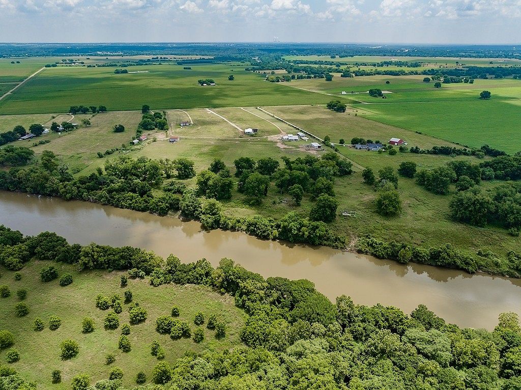 10 Acres of Agricultural Land for Sale in La Grange, Texas