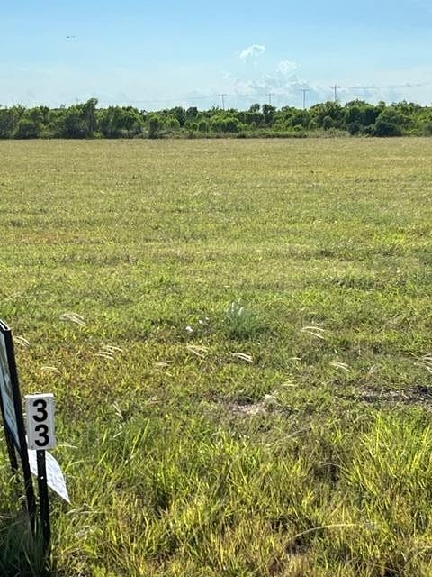 0.52 Acres of Mixed-Use Land for Sale in Matagorda, Texas