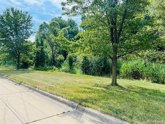 0.22 Acres of Residential Land for Sale in New Boston, Michigan