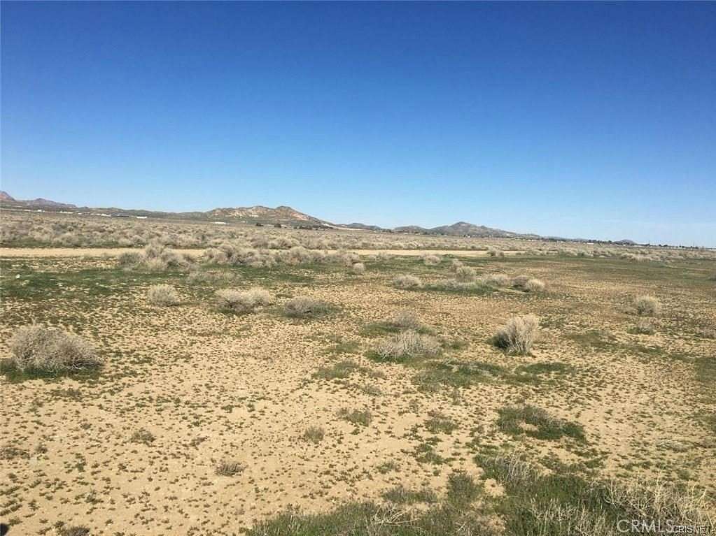 2.52 Acres of Land for Sale in Rosamond, California