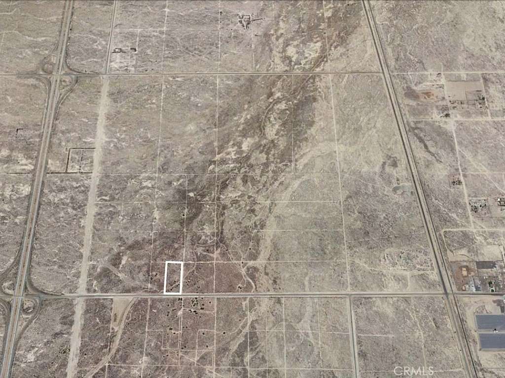 4.68 Acres of Land for Sale in Lancaster, California