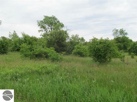 2.1 Acres of Residential Land for Sale in Cadillac, Michigan