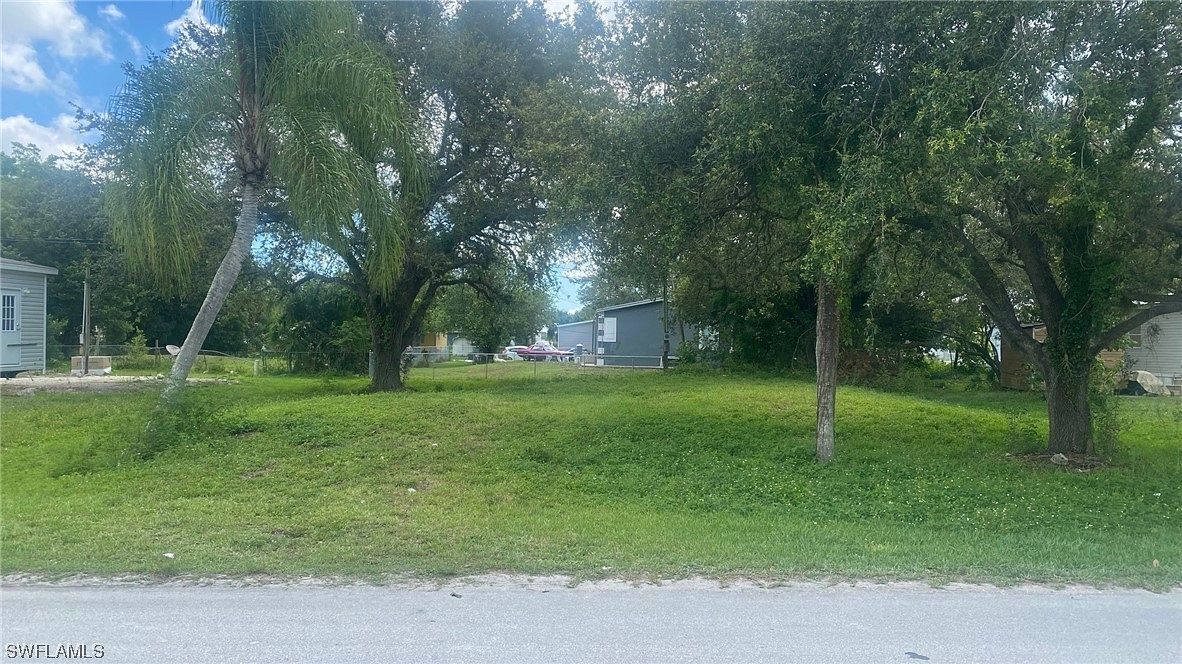 0.17 Acres of Residential Land for Sale in Moore Haven, Florida