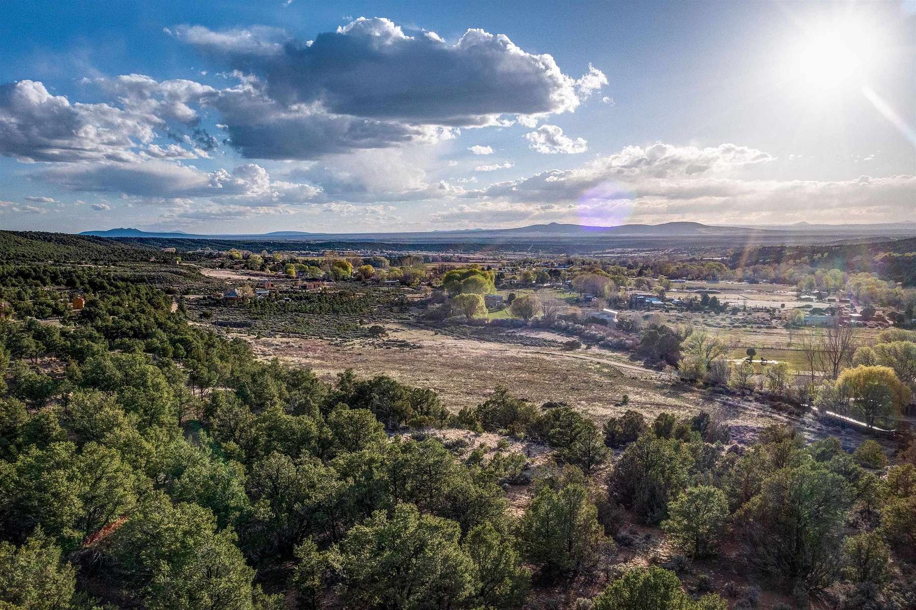 10 Acres of Residential Land for Sale in Arroyo Hondo, New Mexico