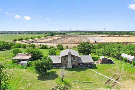 2.8 Acres of Residential Land with Home for Sale in Austin, Texas