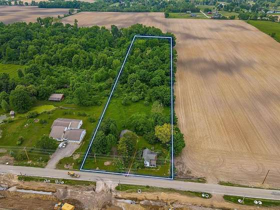 5.2 Acres of Residential Land with Home for Sale in Johnstown, Ohio