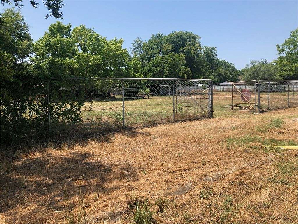 0.64 Acres of Residential Land for Sale in Fort Worth, Texas