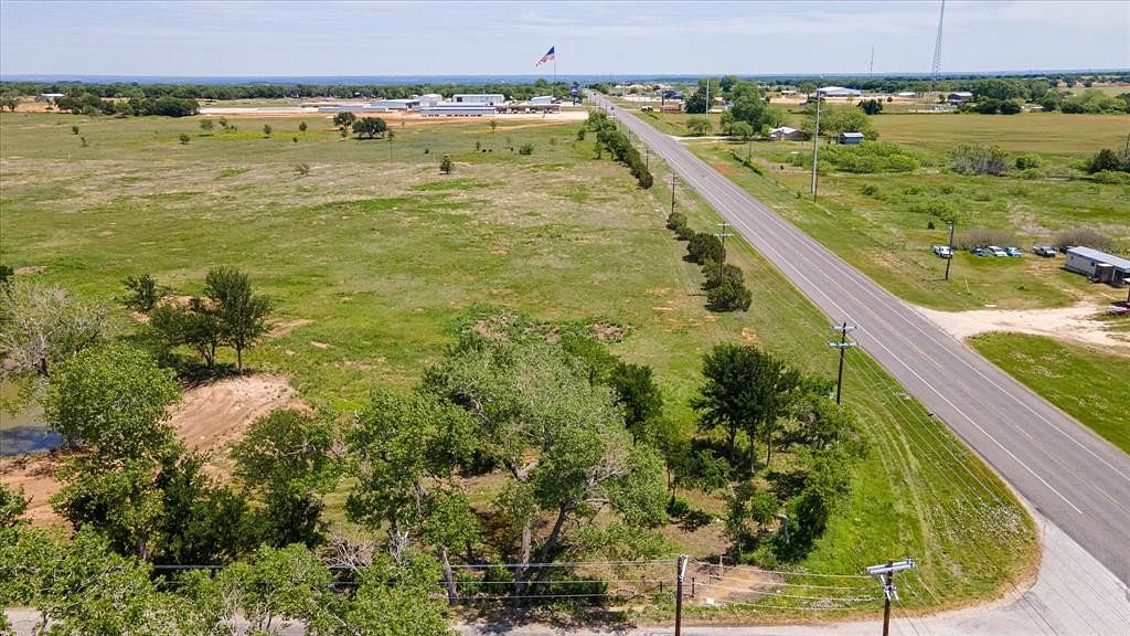 4.4 Acres of Land for Sale in Tolar, Texas