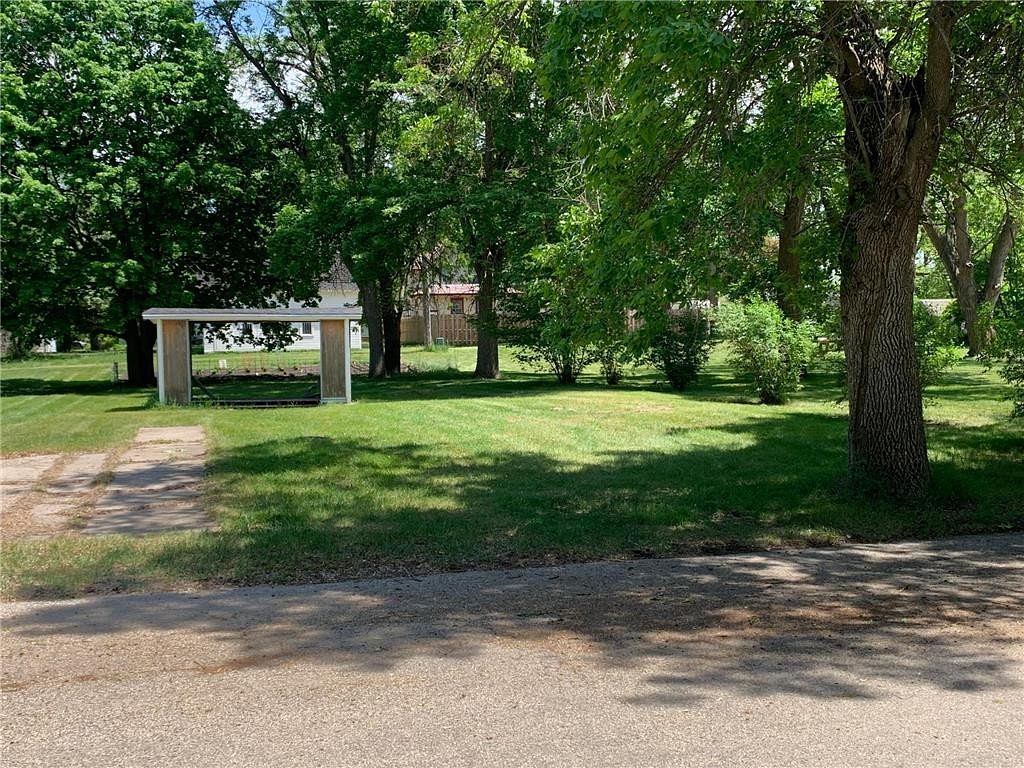 0.16 Acres of Residential Land for Sale in Hendricks, Minnesota