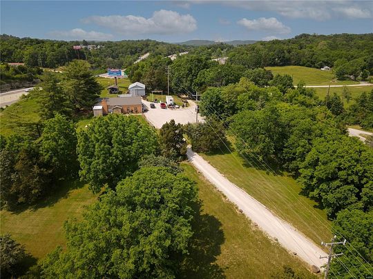 8.91 Acres of Improved Commercial Land for Sale in Barnhart, Missouri