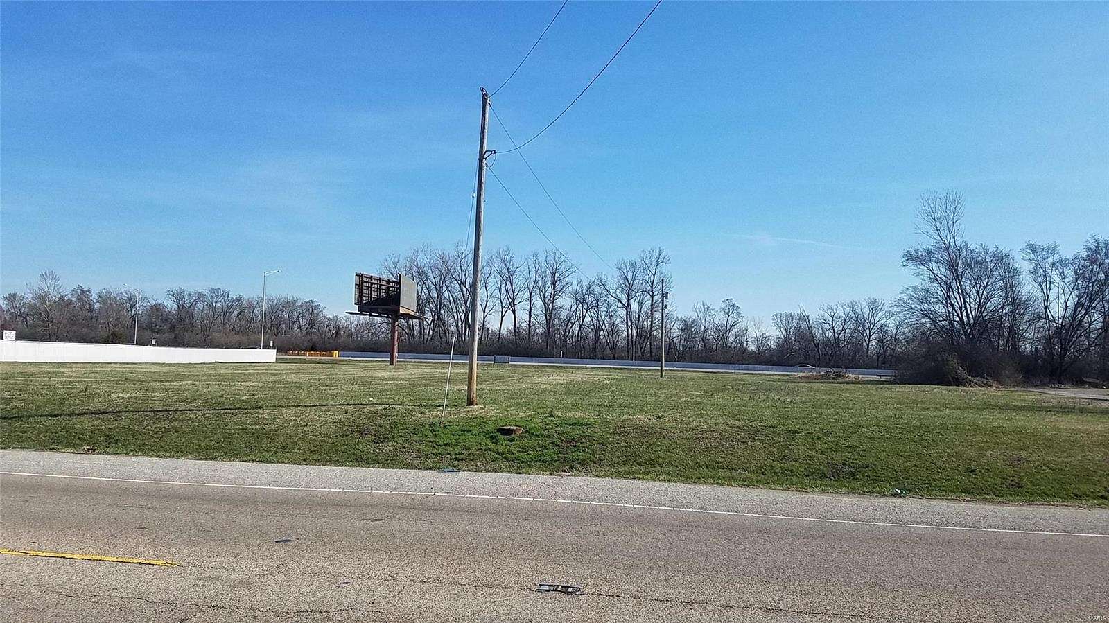 1.8 Acres of Commercial Land for Sale in Alorton, Illinois