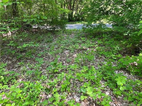 4 Acres of Residential Land for Sale in Canaan, Connecticut