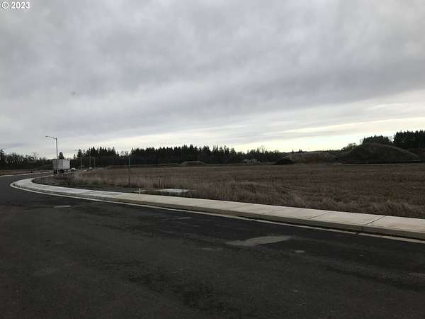 1.5 Acres of Commercial Land for Sale in Estacada, Oregon