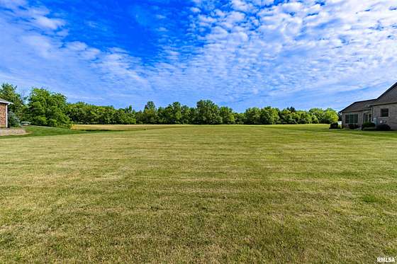 0.64 Acres of Residential Land for Sale in Morton, Illinois