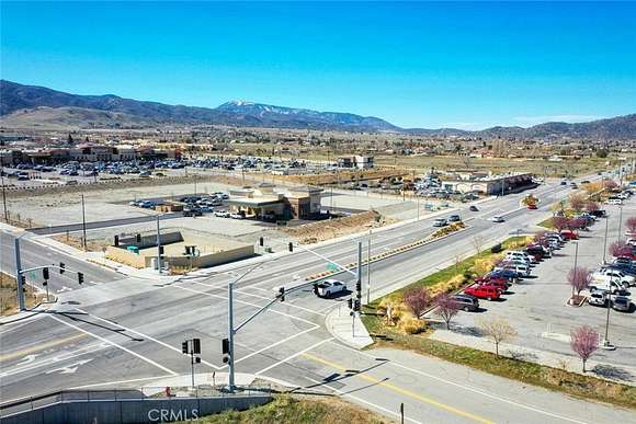 19.37 Acres of Commercial Land for Sale in Tehachapi, California