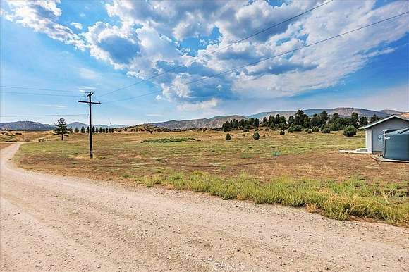 40 Acres of Land for Sale in Frazier Park, California