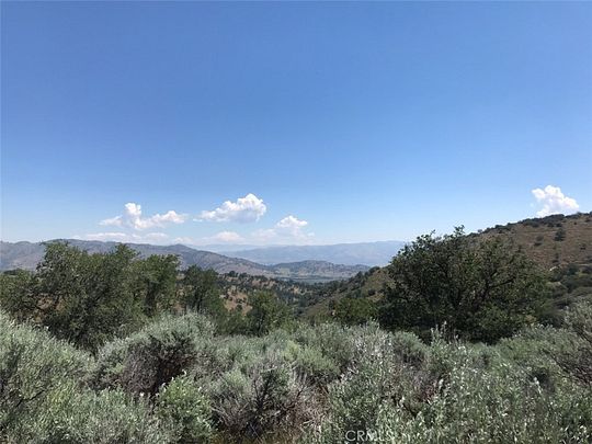 1.03 Acres of Land for Sale in Tehachapi, California