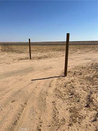 10 Acres of Land for Sale in Helendale, California