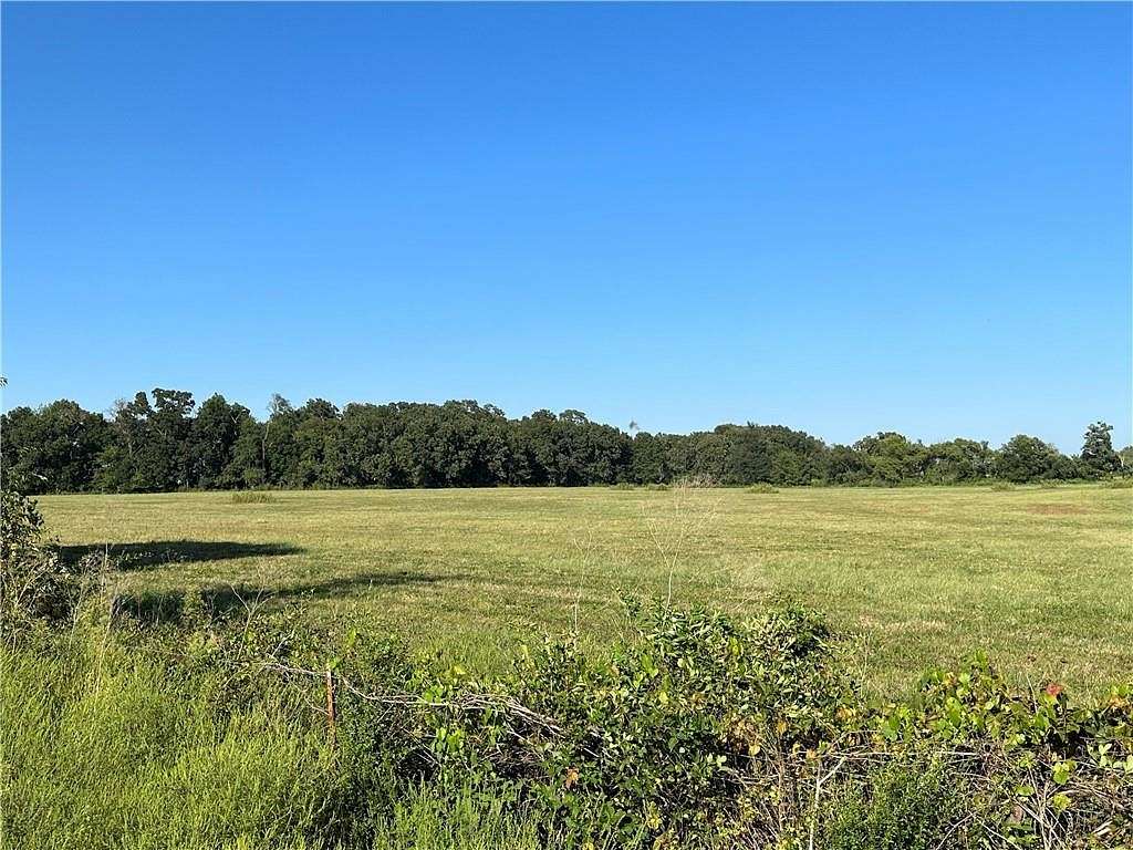40.4 Acres of Agricultural Land for Sale in Bentonville, Arkansas