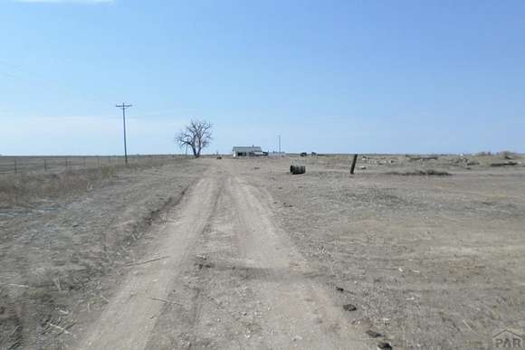 40 Acres of Agricultural Land for Sale in Avondale, Colorado
