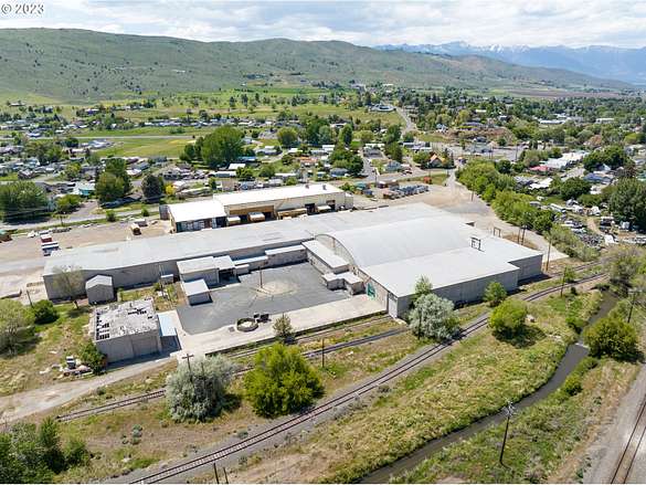 12.2 Acres of Improved Commercial Land for Sale in Baker City, Oregon