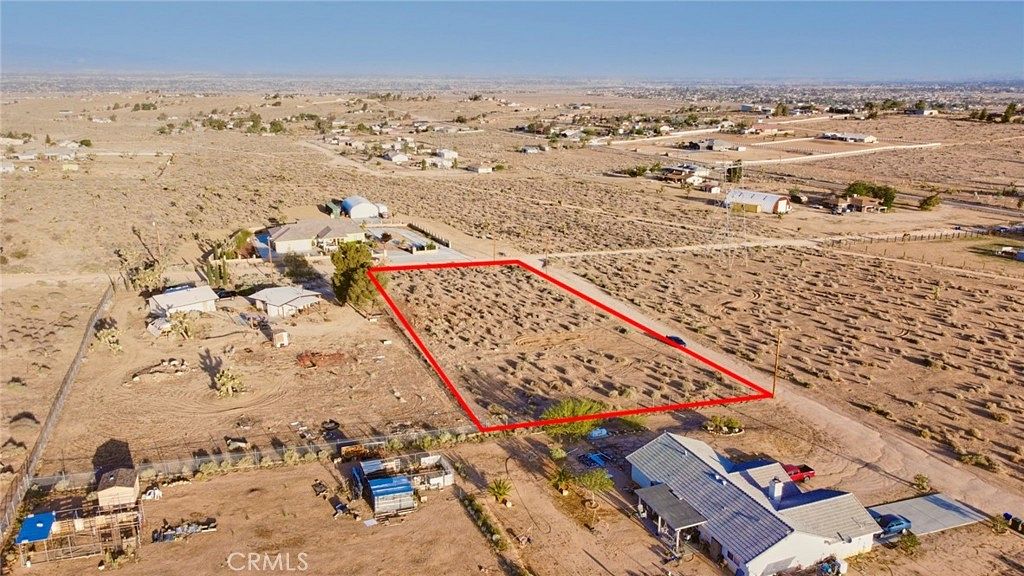 0.89 Acres of Residential Land for Sale in Apple Valley, California