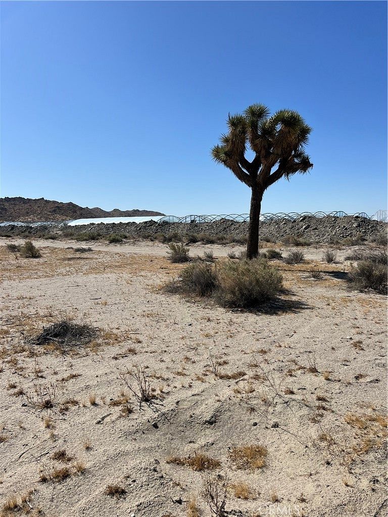 8.6 Acres of Land for Sale in El Mirage, California