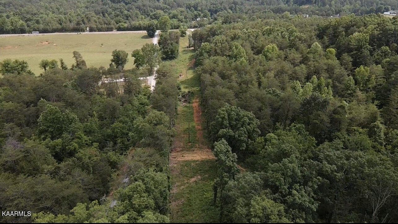 5 Acres of Residential Land for Sale in Maryville, Tennessee