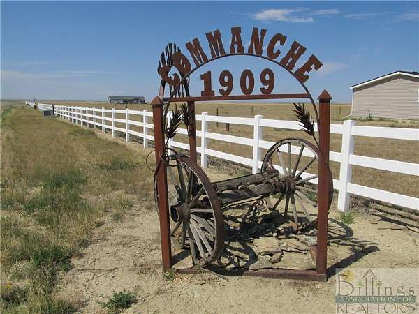 1.41 Acres of Residential Land for Sale in Broadview, Montana