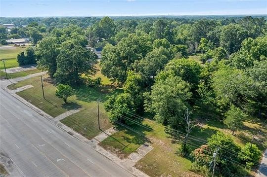 0.74 Acres of Mixed-Use Land for Sale in Winnfield, Louisiana
