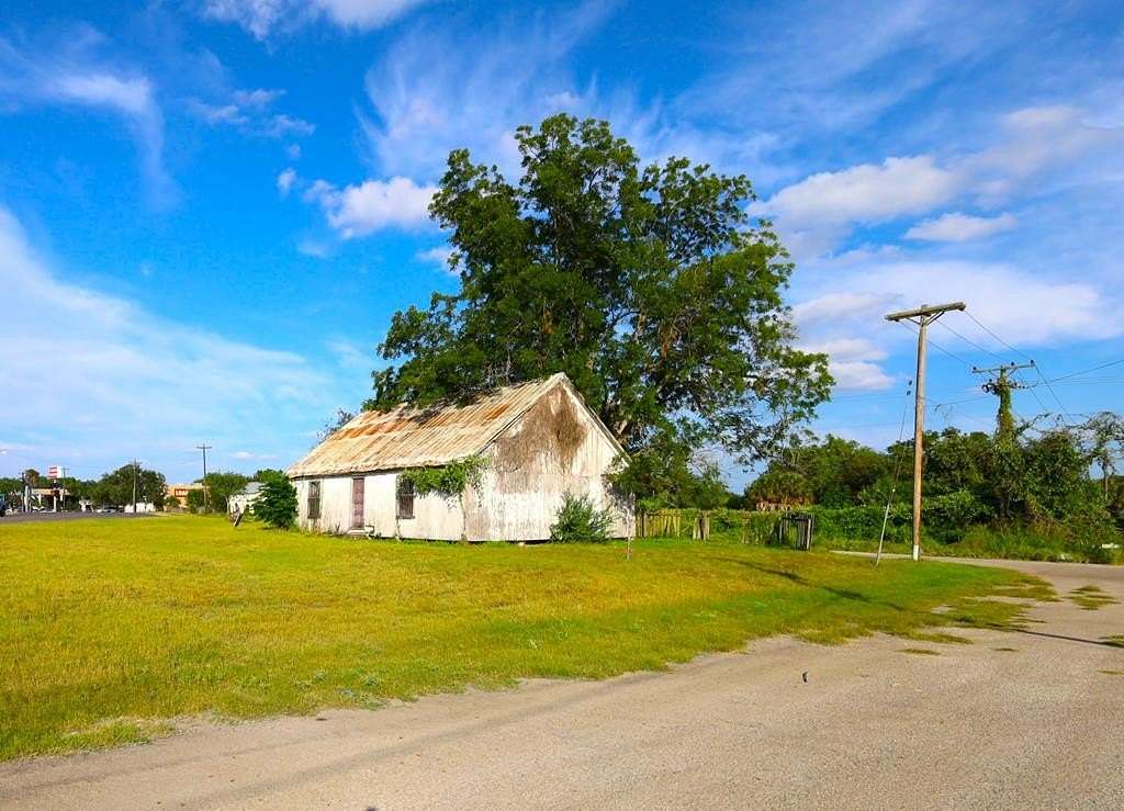 0.287 Acres of Land for Sale in Beeville, Texas