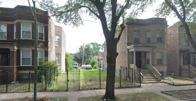 0.08 Acres of Residential Land for Sale in Chicago, Illinois