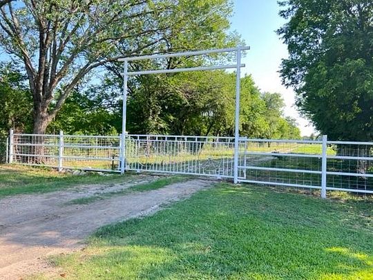 8.2 Acres of Residential Land for Sale in Dallas, Texas