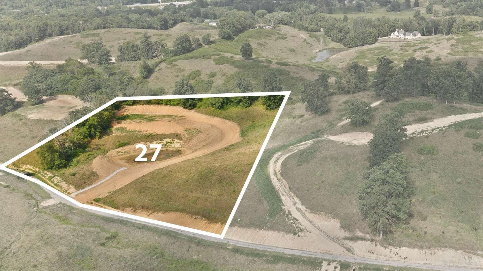 5 Acres of Land for Sale in London, Kentucky