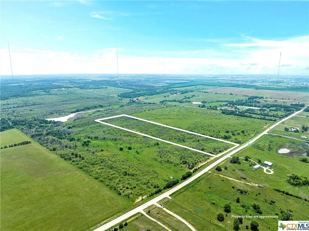 15 Acres of Improved Land for Sale in Moody, Texas