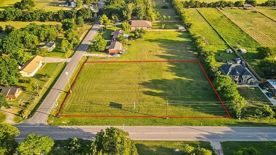 1.3 Acres of Commercial Land for Sale in Glenn Heights, Texas