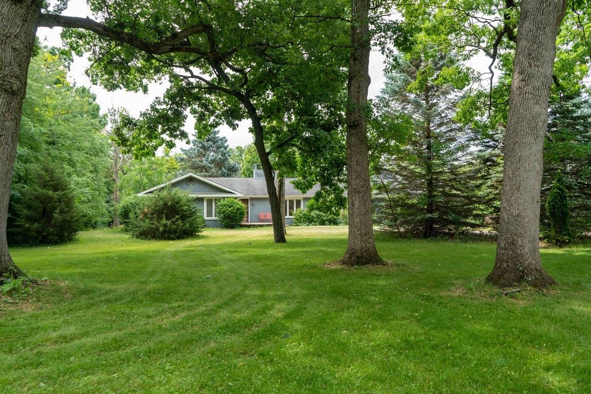 4.9 Acres of Residential Land with Home for Sale in Wauconda, Illinois