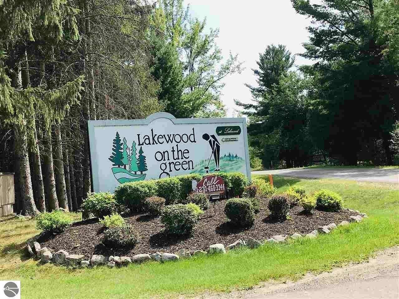 0.63 Acres of Residential Land for Sale in Cadillac, Michigan