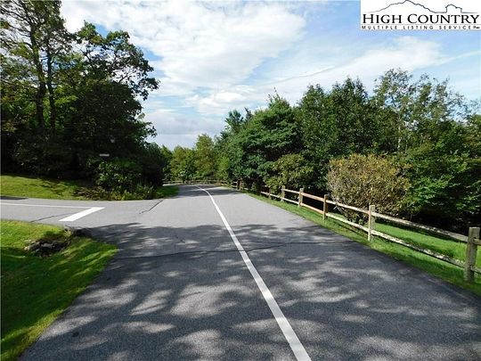 1.7 Acres of Residential Land for Sale in Blowing Rock, North Carolina