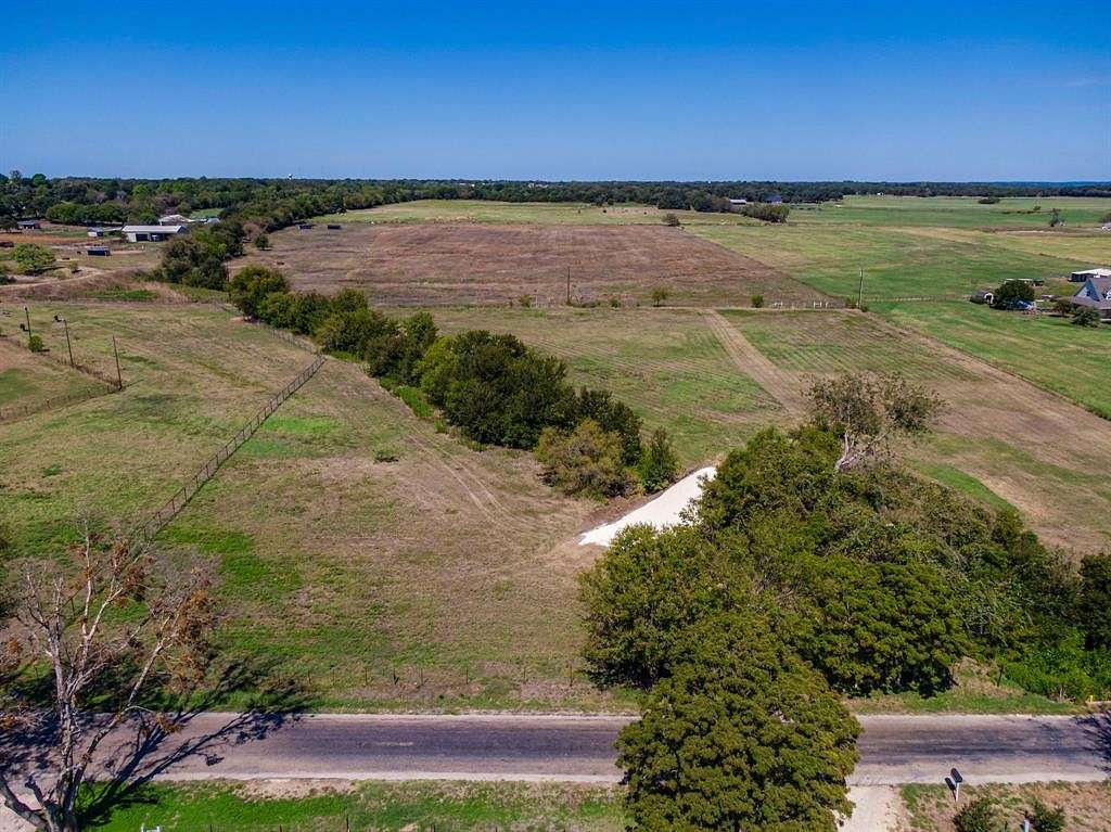 2 Acres of Residential Land for Sale in Cleburne, Texas