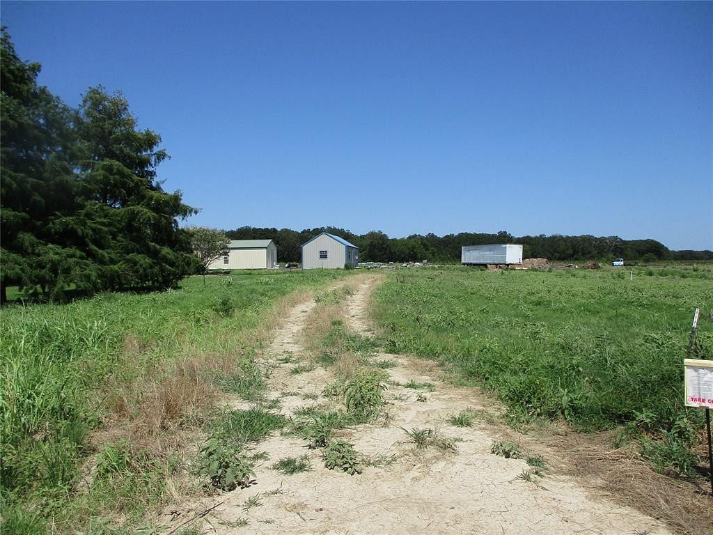 0.75 Acres of Land for Sale in Alba, Texas