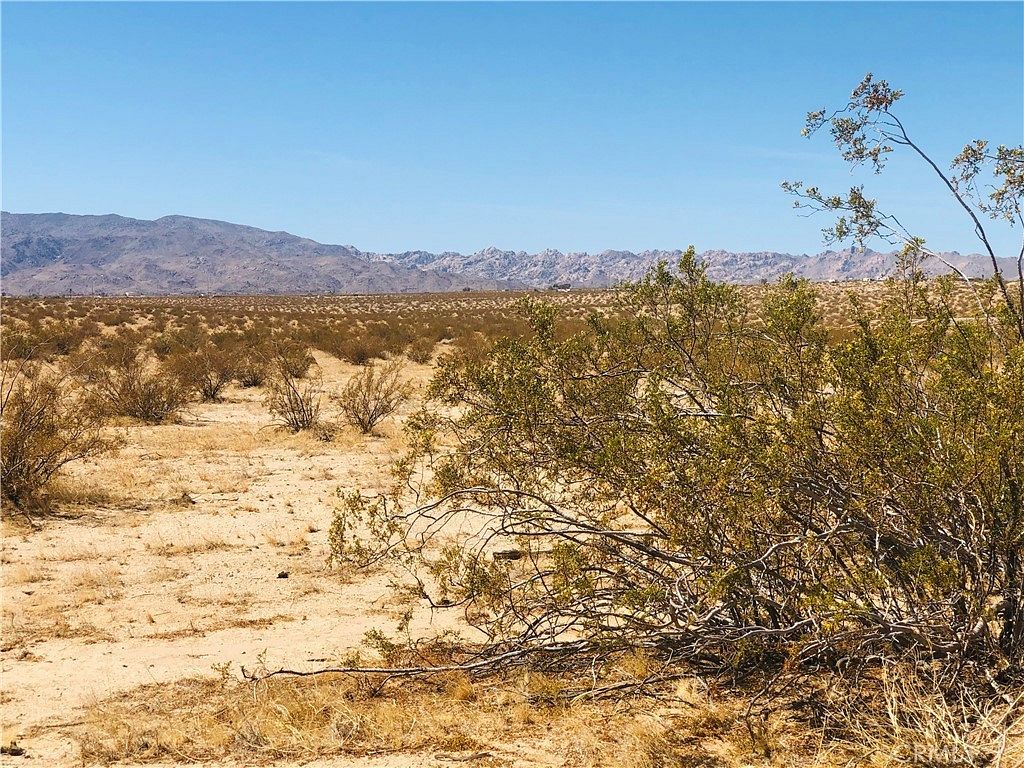 3 Acres of Land for Sale in Twentynine Palms, California