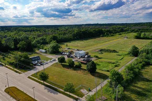13 Acres of Improved Commercial Land for Sale in Franklin, Wisconsin