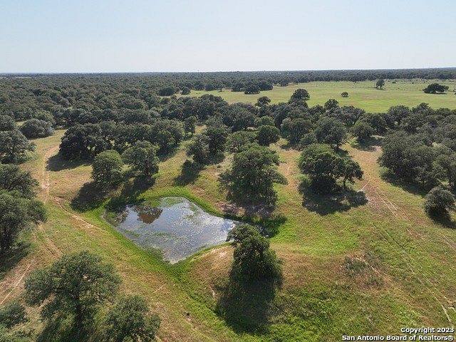 100 Acres of Recreational Land & Farm for Sale in Floresville, Texas
