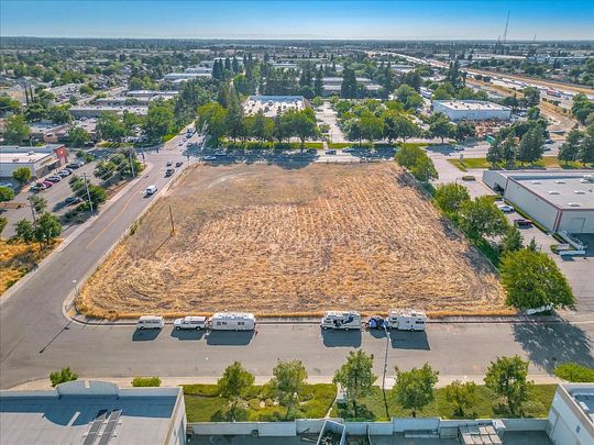 2.2 Acres of Commercial Land for Sale in Sacramento, California